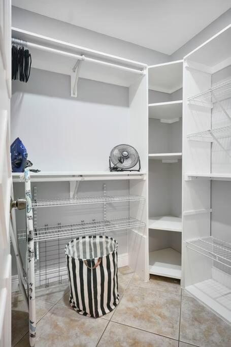 Escape Gameroom, Bar, Bbq, Spacious,King Bed, All Luxury Mattresses, Near Beach, 6 Blocks Away From Bars, Nite Clubs, Res, Shops Miami Exterior foto